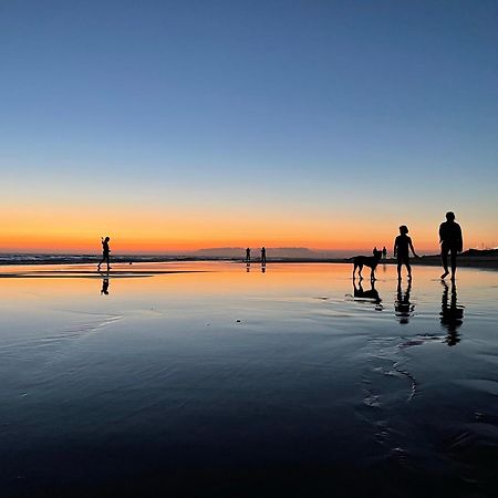 Sea View & Sundown, 150M From The Beach And Surf Spots Costa de Caparica Buitenkant foto